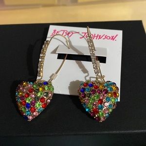 Betsy Johnson dangling heart earrings